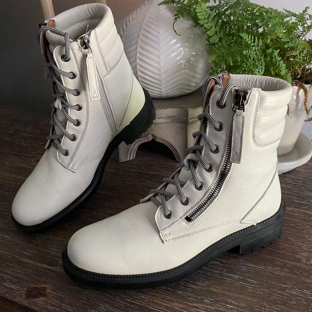 Aquatalia Laila Luxury‎ Waterproof Pebbled Leather Combat Boots Womens 8 White